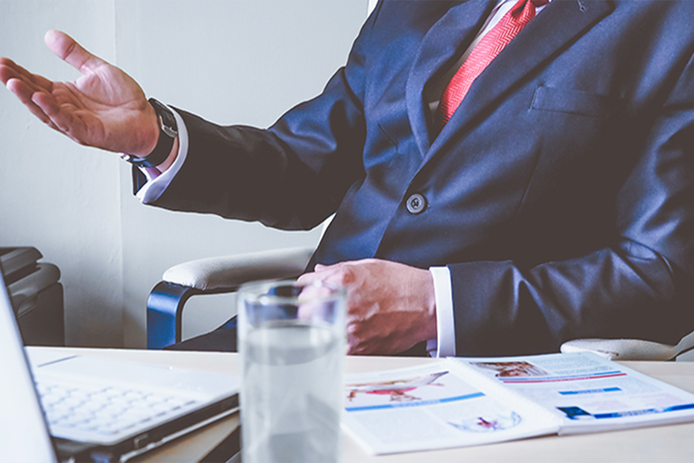 blog-posts-3-behind interviewing